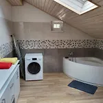 Apartma Jermol شقة موست نا سوتشي